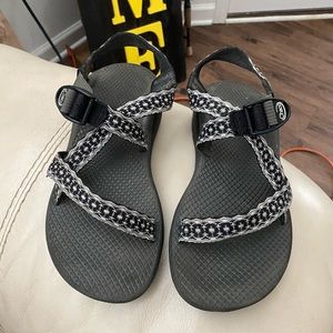 womens chacos